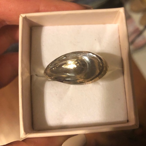 Swarovski Ring - Picture 4 of 6